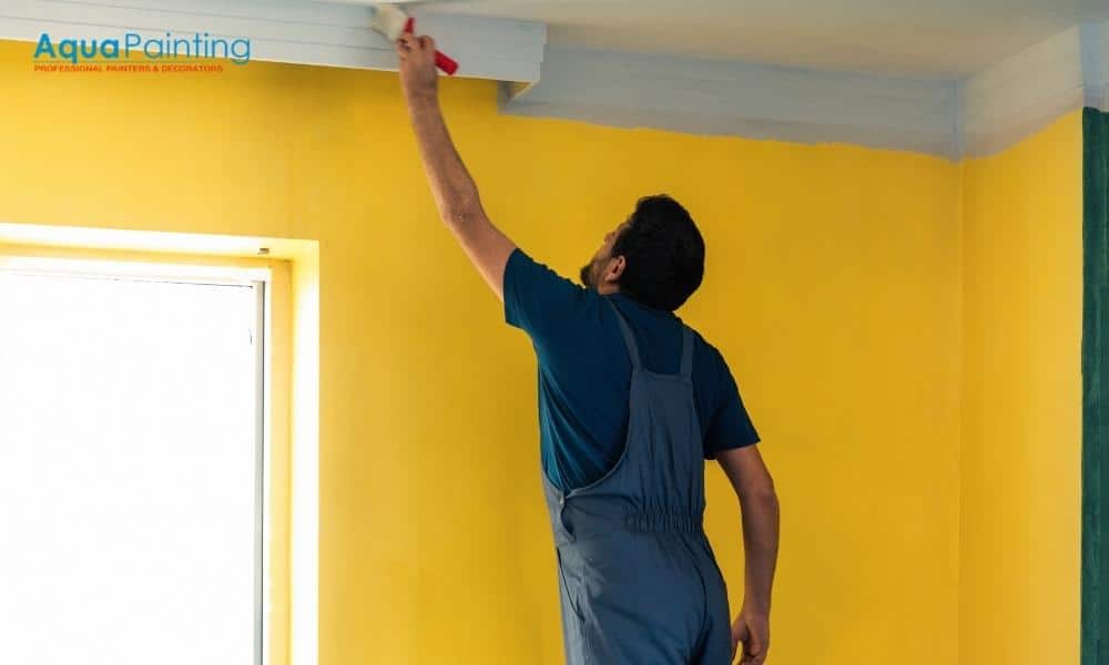 What Does a House Painter Consider When Giving an Estimate?